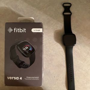 Fitbit Versa 4 smart watch